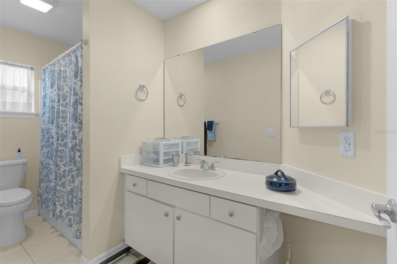 1622 Laurel Way, Tavares, FL 32778 Photo