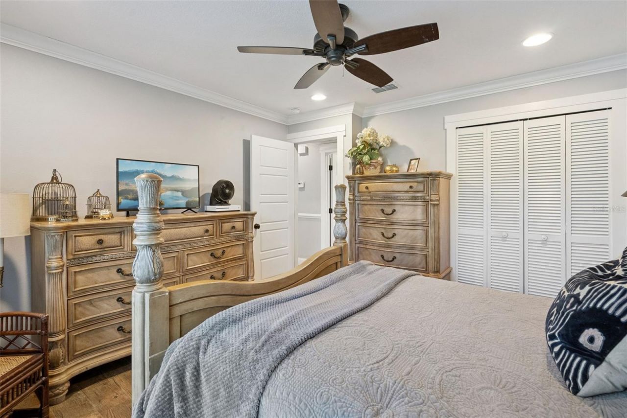 2530 E New York Avenue, Deland, FL 32724 Photo
