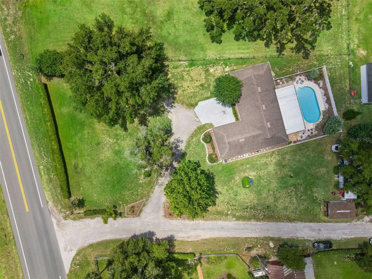 2530 E New York Avenue, Deland, FL 32724 Photo
