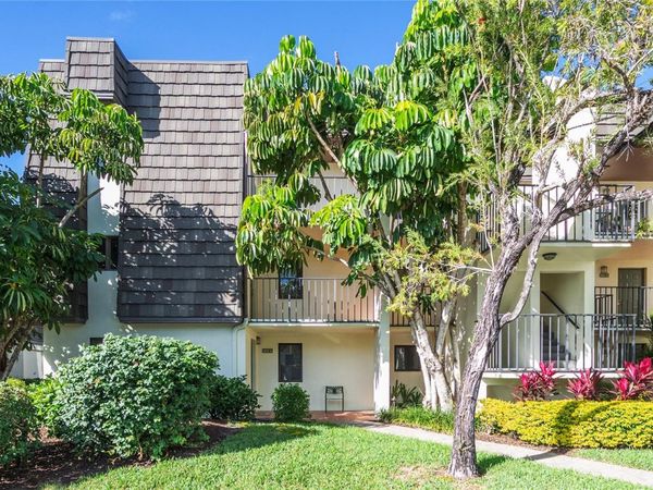 1645 SPOONBILL LANE , Unit C, NAPLES, FL 34105