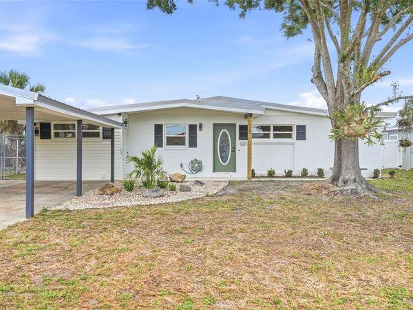 529 FIREFLY LANE , APOLLO BEACH, FL 33572