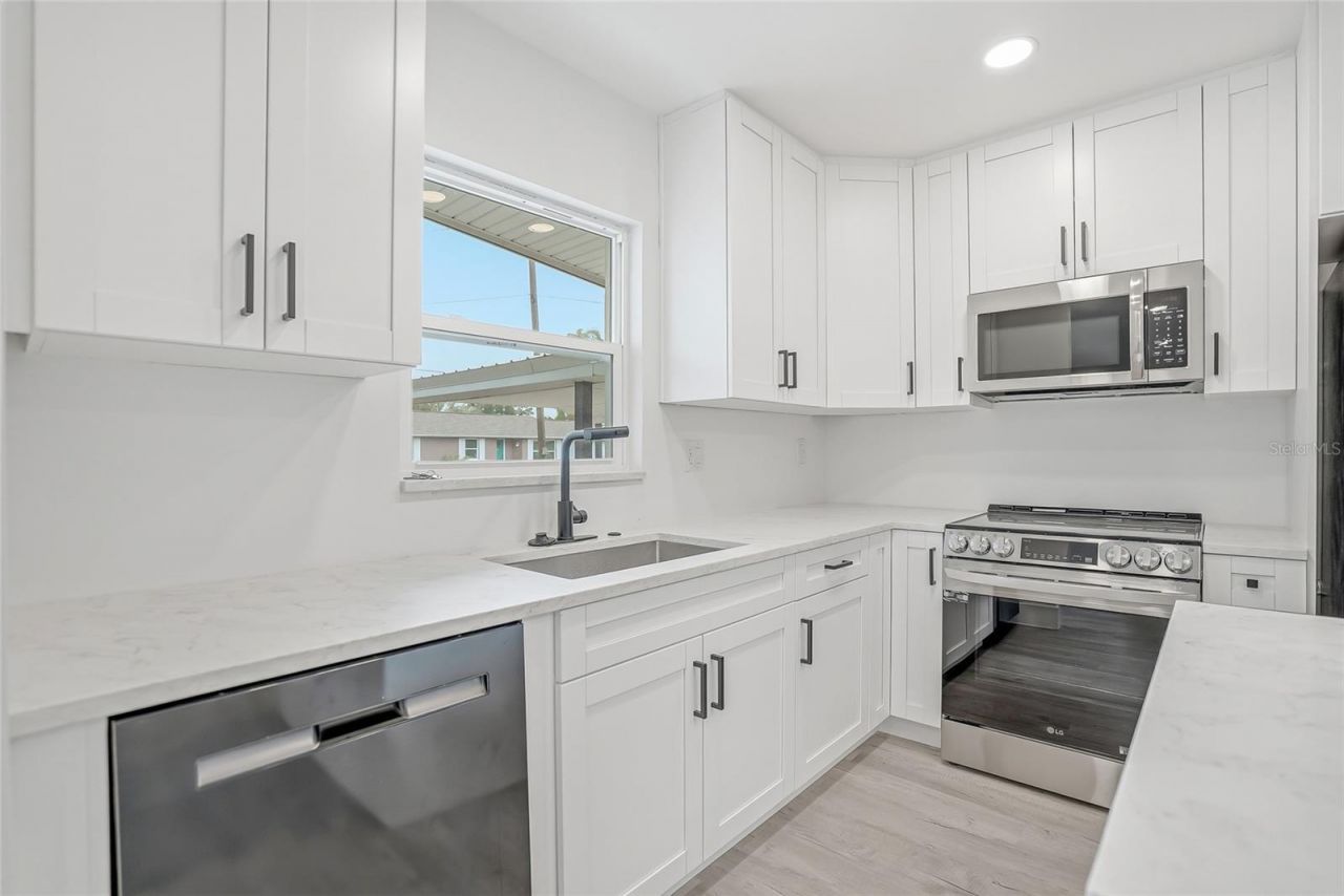 529 Firefly Lane , Apollo Beach, FL 33572 Photo