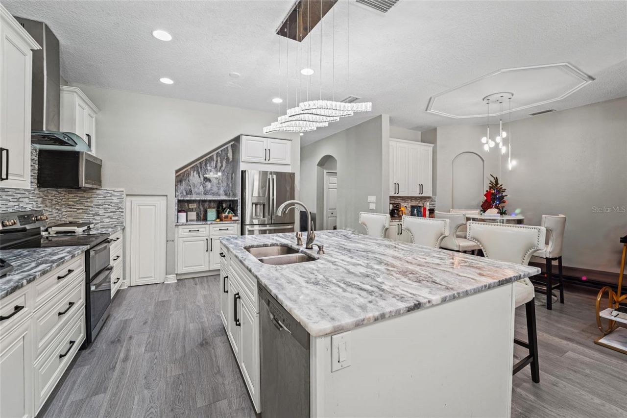 4202 N Howard Avenue, Tampa, FL 33607 Photo