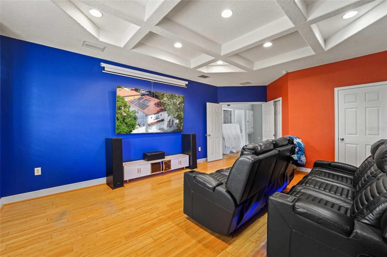 4202 N Howard Avenue, Tampa, FL 33607 Photo