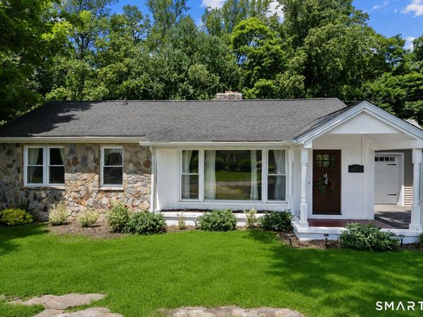 45 Woodridge , Trumbull, CT 06611