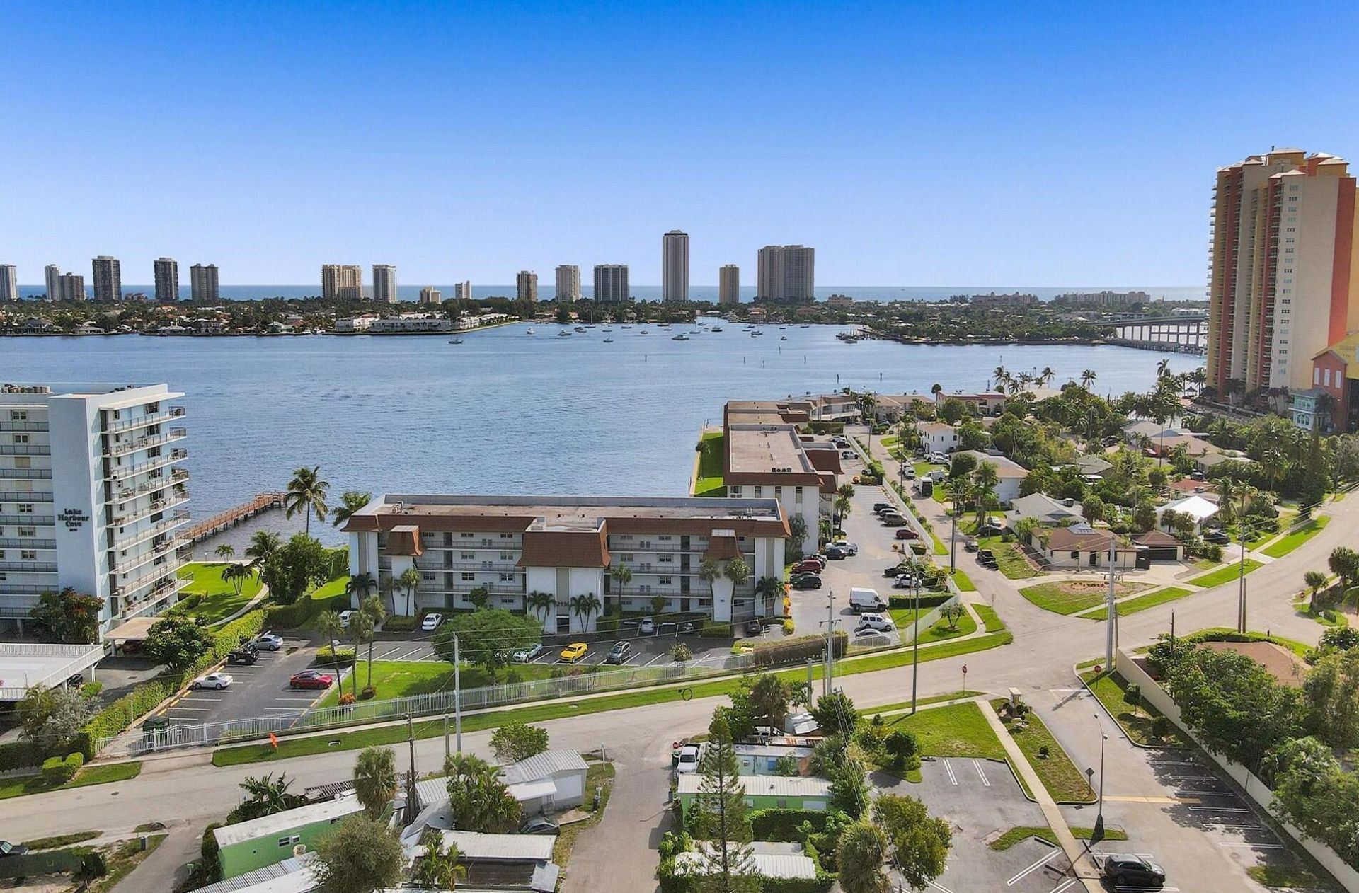 410 Wilma Circle, Unit 103, Riviera Beach, FL 33404 Photo
