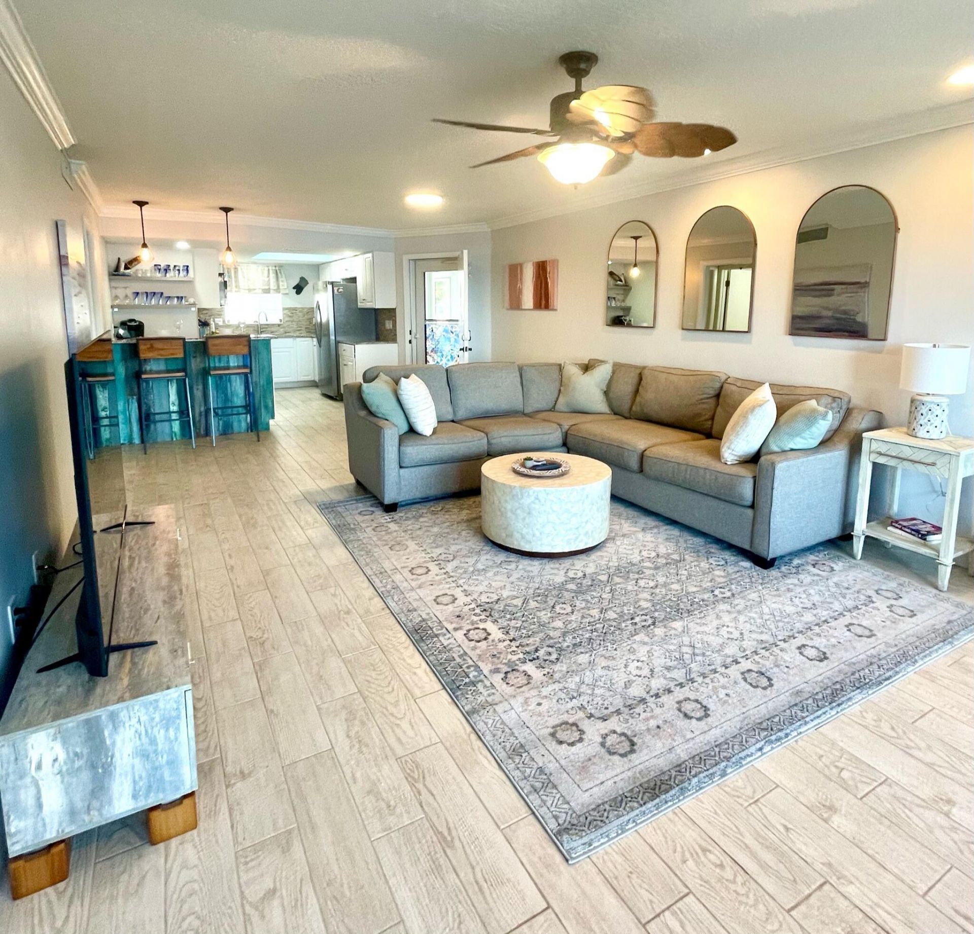 410 Wilma Circle, Unit 103, Riviera Beach, FL 33404 Photo