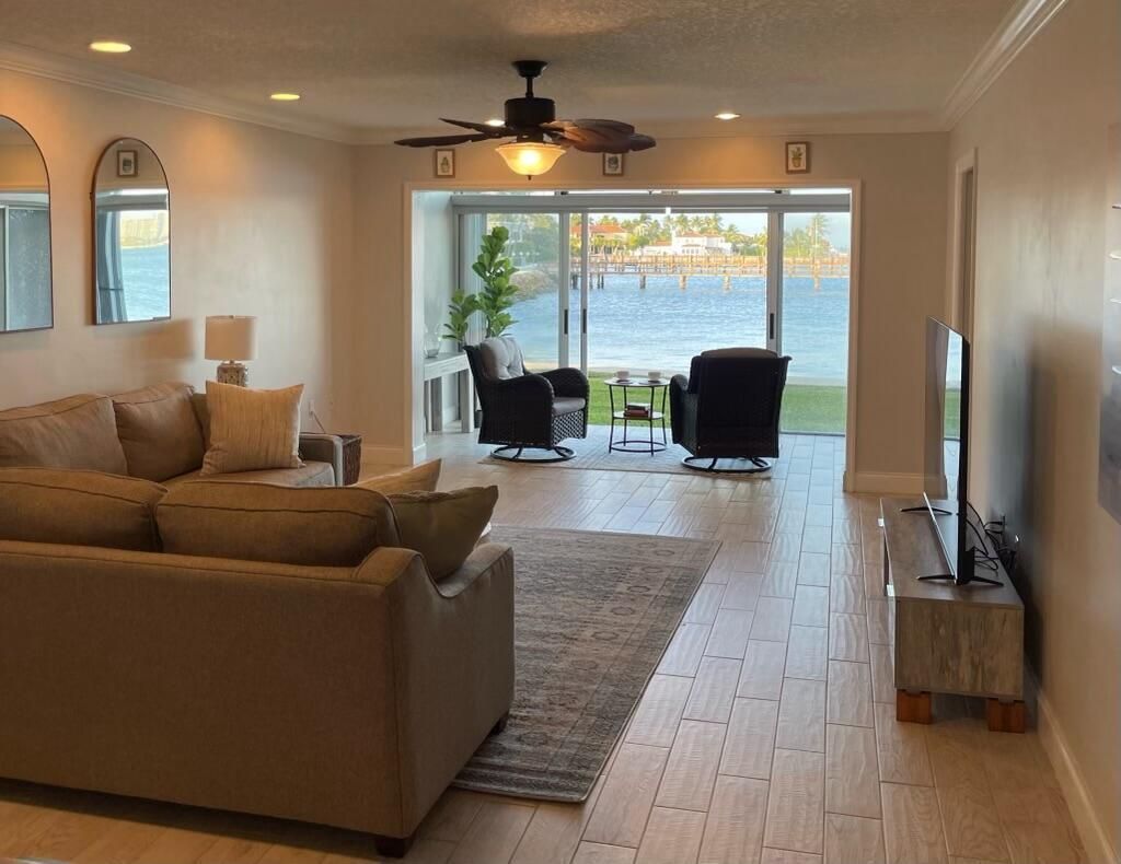 410 Wilma Circle, Unit 103, Riviera Beach, FL 33404 Photo