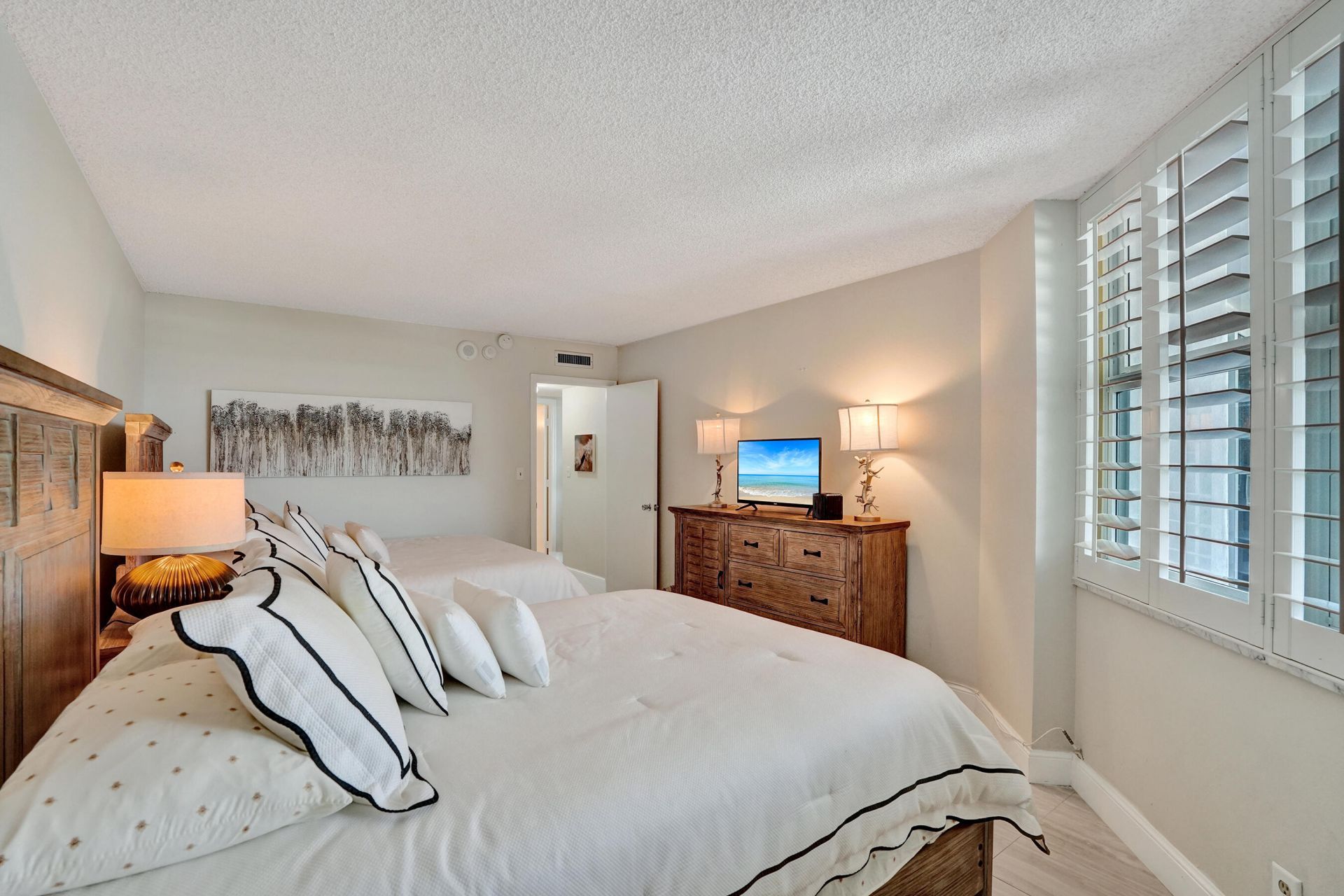 1340 S Ocean Boulevard, Unit 303, Pompano Beach, FL 33062 Photo