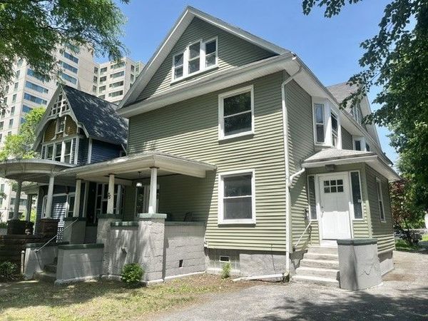 75 Alexander Street , Rochester, NY 14620
