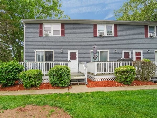 120 Lewin St, Unit 1, Fall River, MA 02720