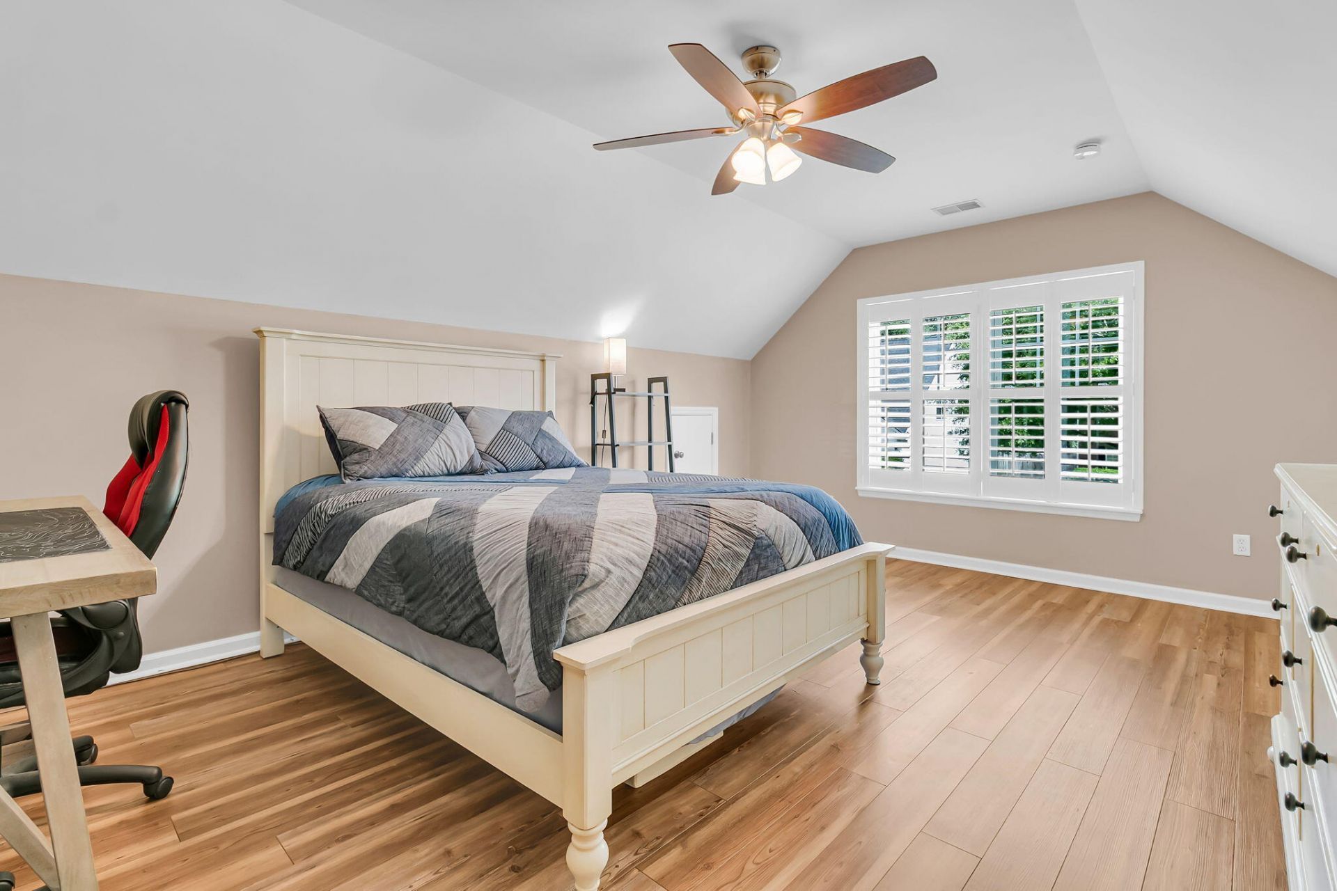 121 Thousand Oaks Court Photo 30