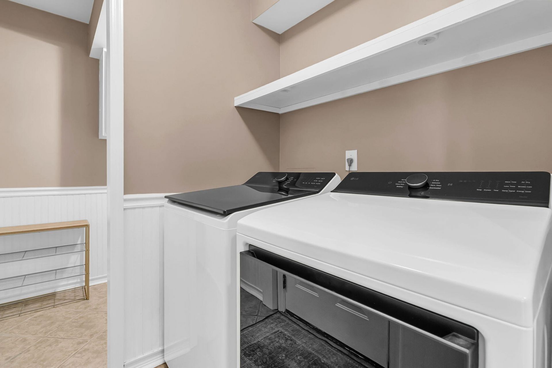 121 Thousand Oaks Court Photo 33