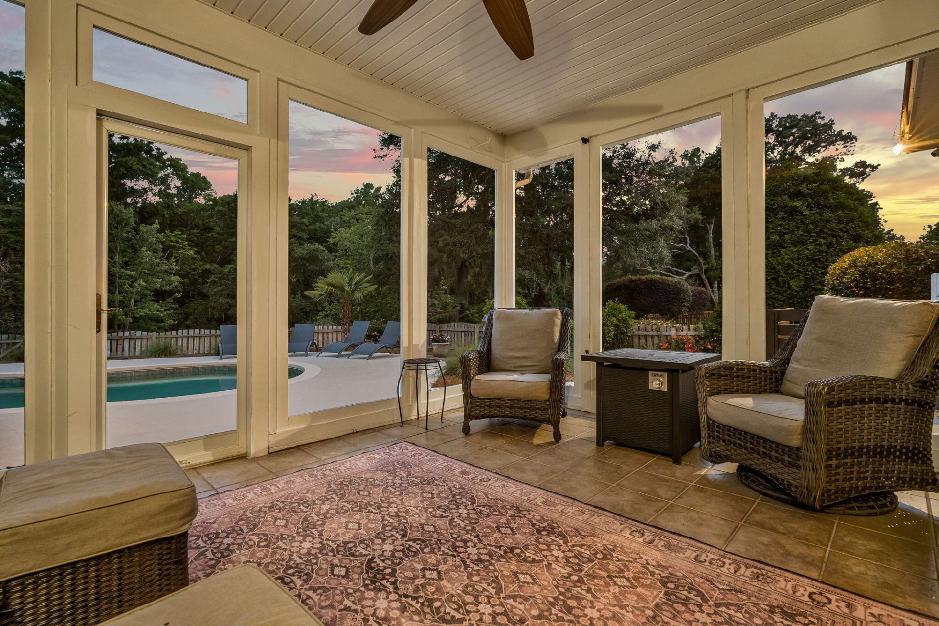 121 Thousand Oaks Court Photo 37