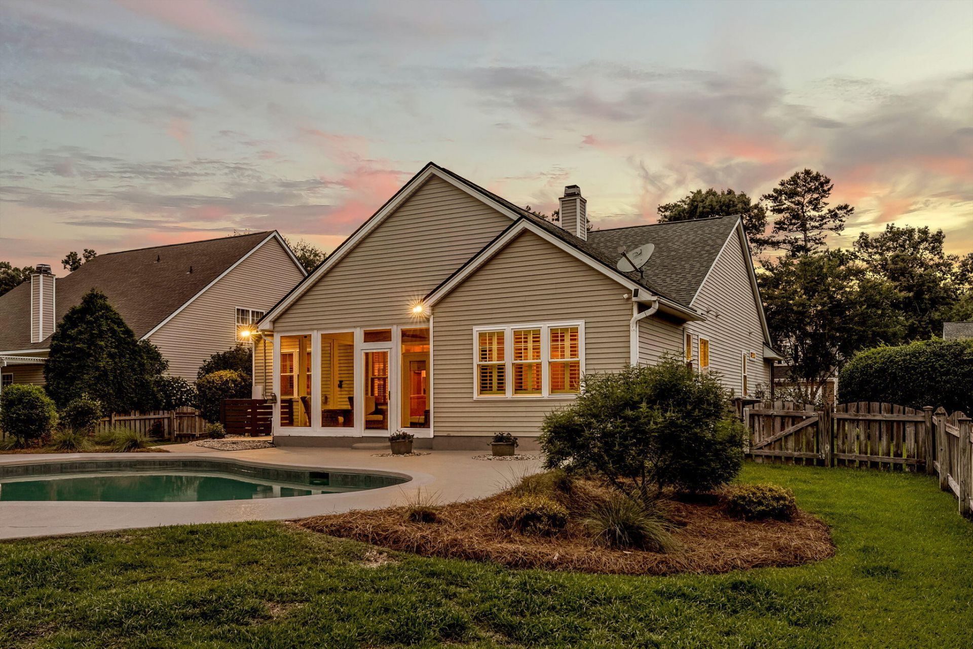 121 Thousand Oaks Court Photo 56