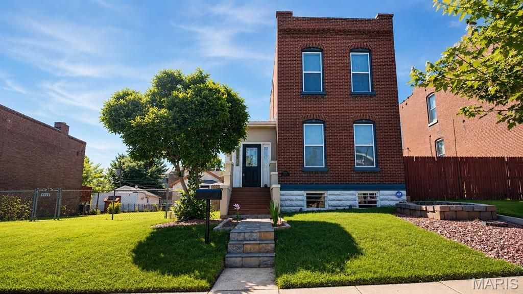 4405 Alaska Avenue , Saint Louis, MO 63111 Main Photo