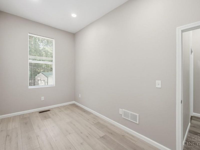 634 Tafel Street, Cincinnati, OH 45225 Photo 27