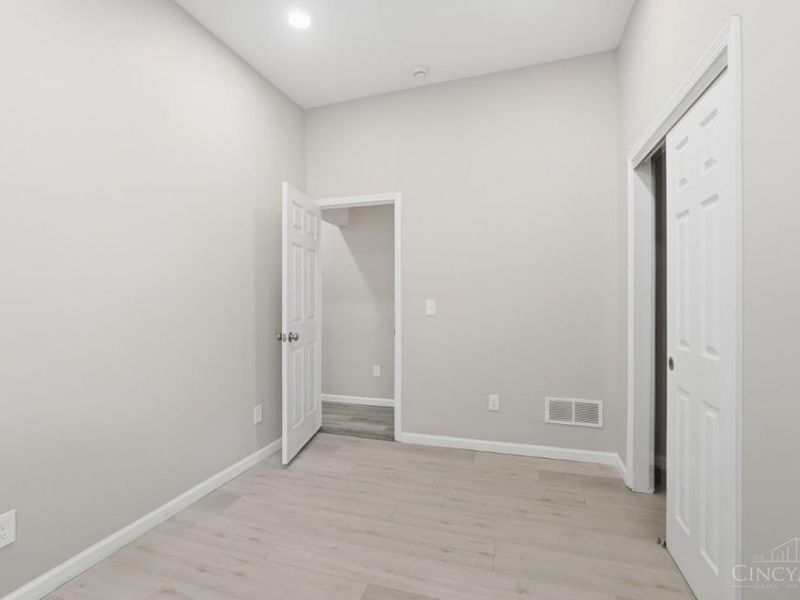 634 Tafel Street, Cincinnati, OH 45225 Photo 35