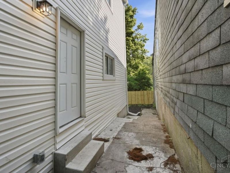 634 Tafel Street, Cincinnati, OH 45225 Photo 41