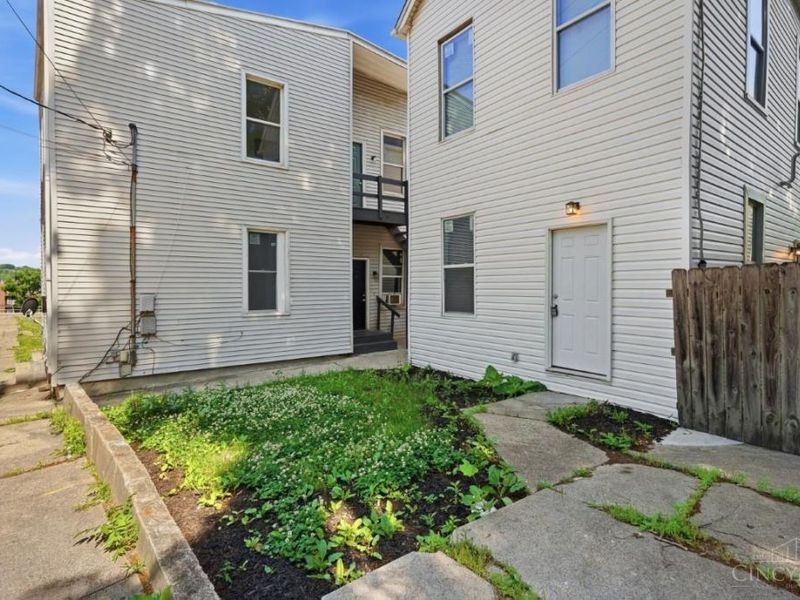 634 Tafel Street, Cincinnati, OH 45225 Photo 6