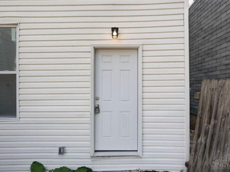 634 Tafel Street, Cincinnati, OH 45225 Photo 7