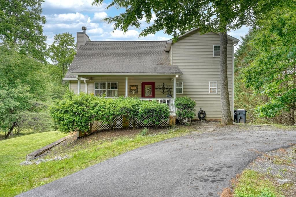 6744 Wood Lake Circle, Young Harris, GA 30582 Main Photo