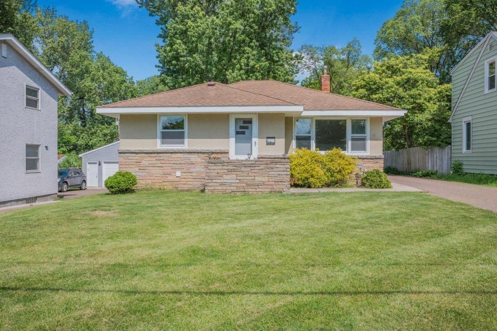 1140 Charlton Street, West Saint Paul, MN 55118