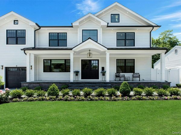 8 Allison Drive , Old Bethpage, NY 11804