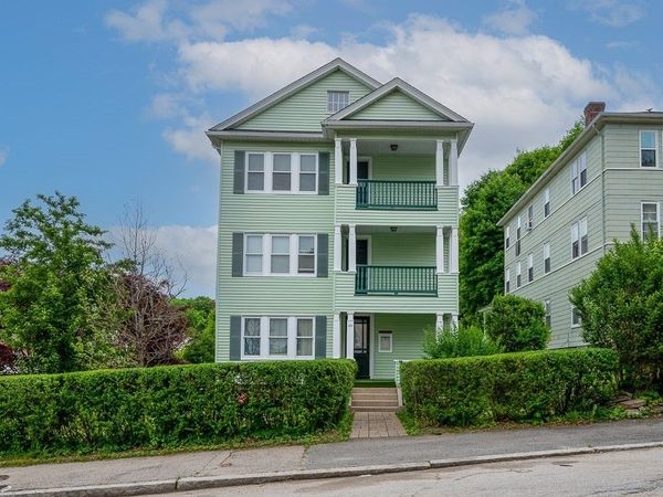 29 Catharine St, Unit B, Worcester, MA 01605