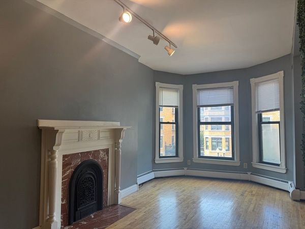 590 Columbus Ave, Unit 3A, Boston, MA 02118