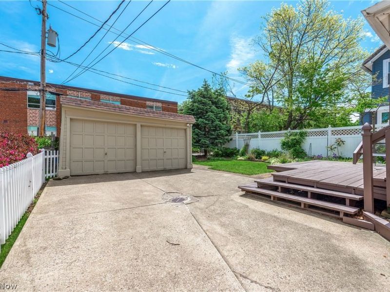 1071 Abbieshire Avenue , Lakewood, OH 44107 Photo 45