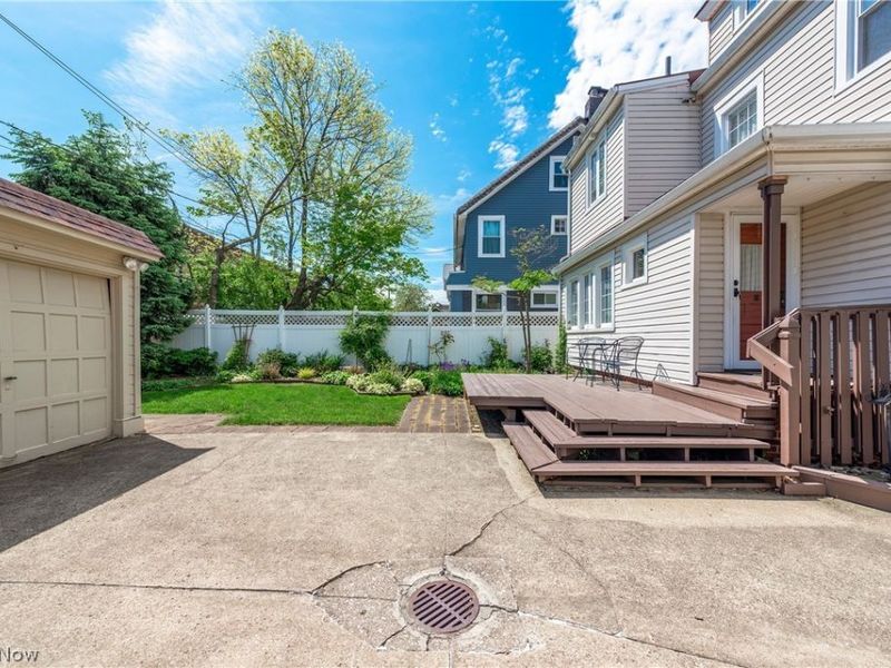 1071 Abbieshire Avenue , Lakewood, OH 44107 Photo 48