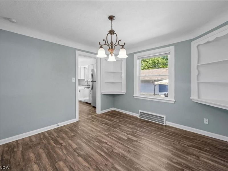 13909 Thraves Avenue , Garfield Heights, OH 44125 Photo 12