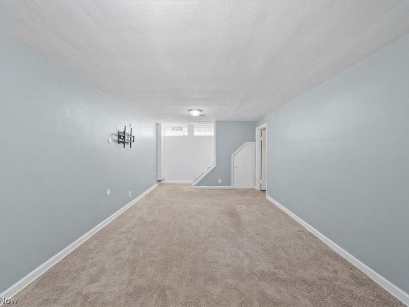 13909 Thraves Avenue , Garfield Heights, OH 44125 Photo 25