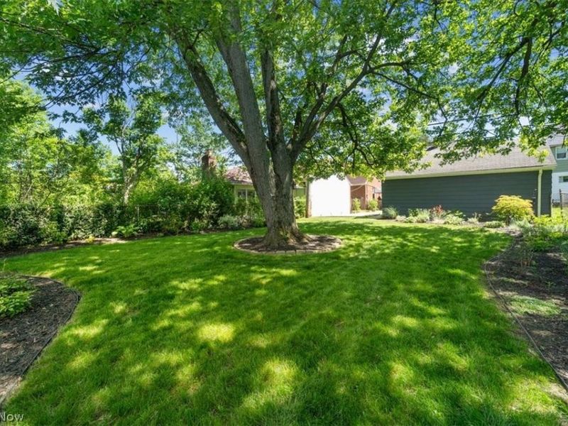 13909 Thraves Avenue , Garfield Heights, OH 44125 Photo 30