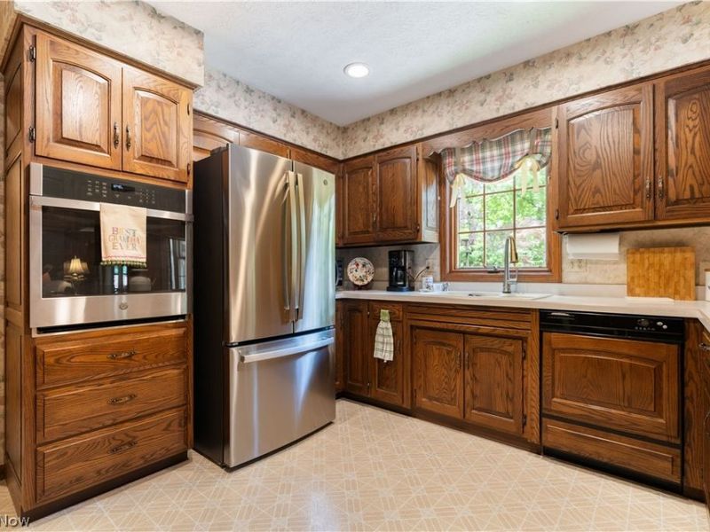 5233 Limerick Avenue NW, North Canton, OH 44720 Photo 8