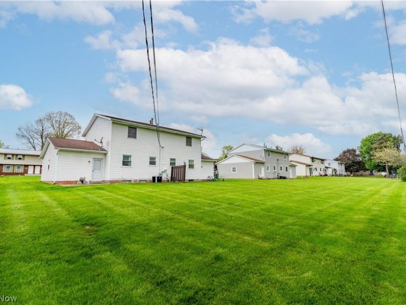 1084-1086 Baier Avenue, Louisville, OH 44641 Photo 4