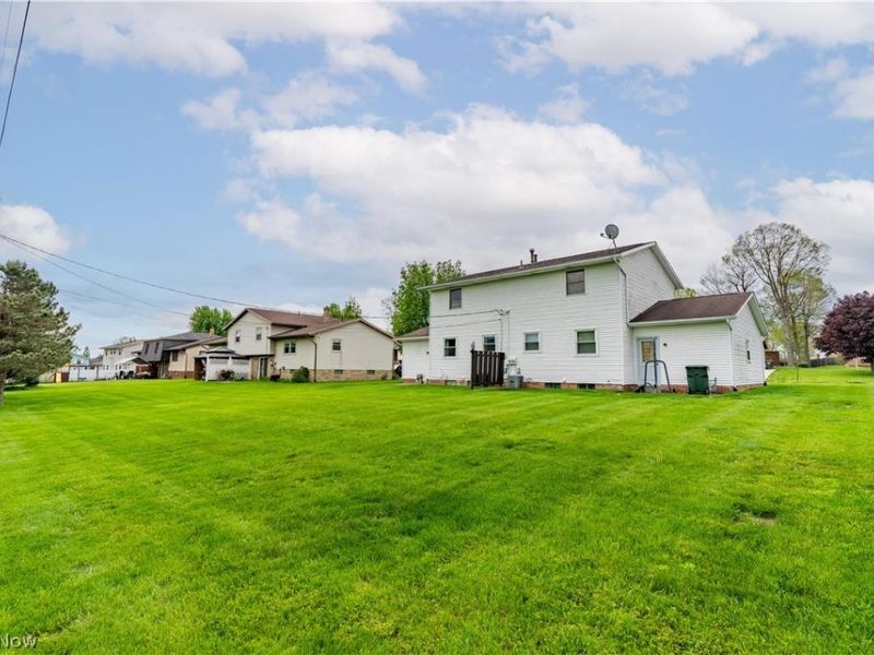 1084-1086 Baier Avenue, Louisville, OH 44641 Photo 5