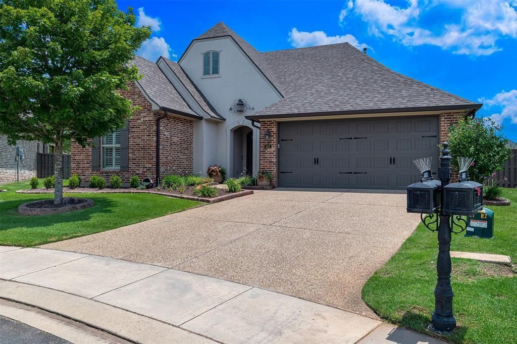 403 Stacey Lane, Bossier City, LA 71111 Main Photo