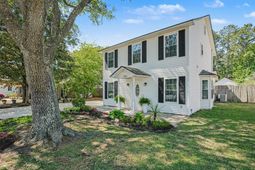 2026 Armory Drive photo 4