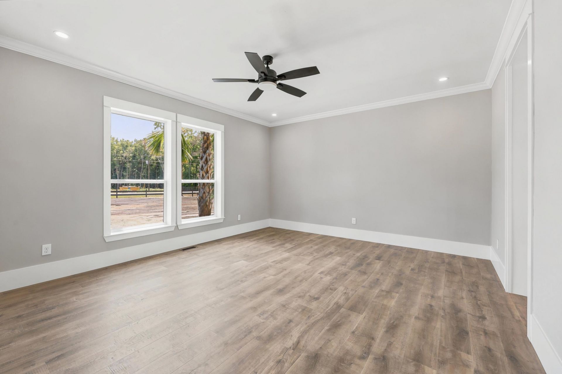 670 Kent Rd. Photo 10