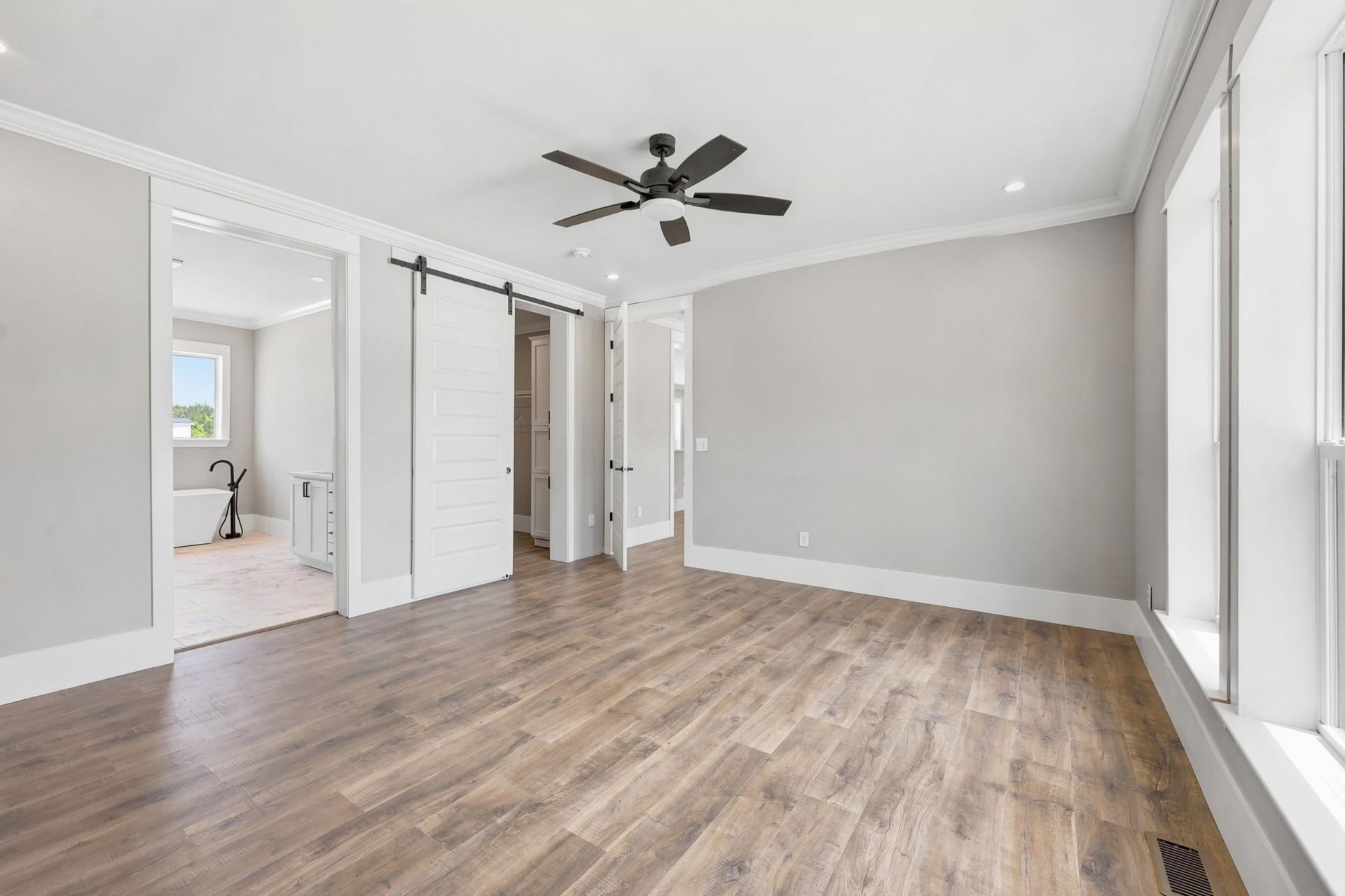 670 Kent Rd. Photo 11