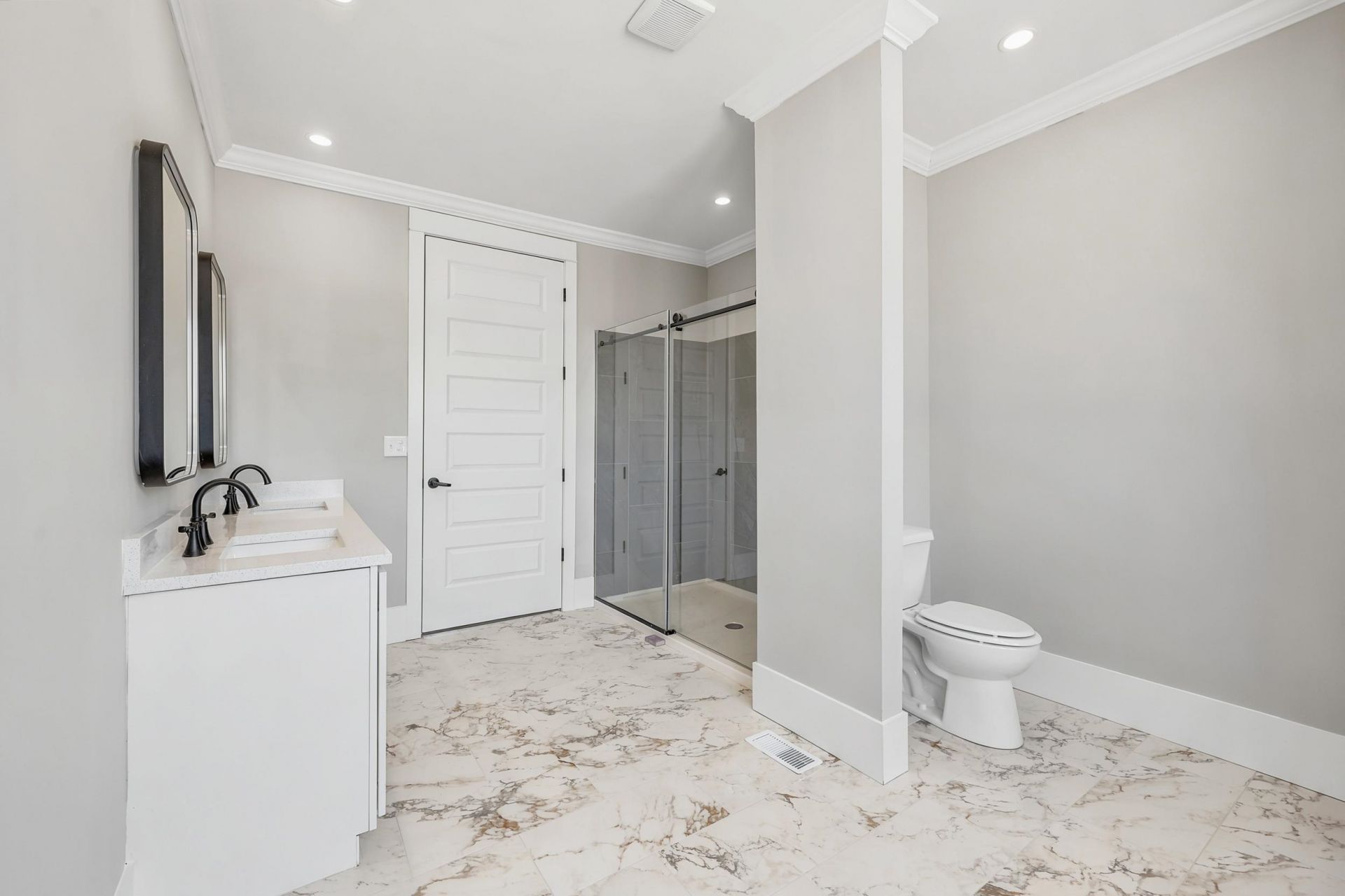 670 Kent Rd. Photo 13