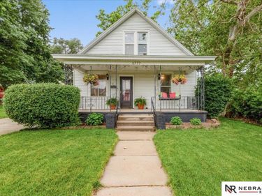 6777 Wirt Street, Omaha, NE 68104