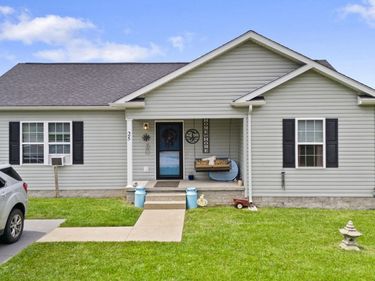 25 Winslow , Clay City, KY 40312