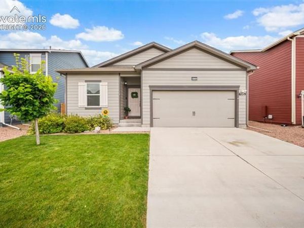 6159 Meadowbank Lane, Colorado Springs, CO 80925