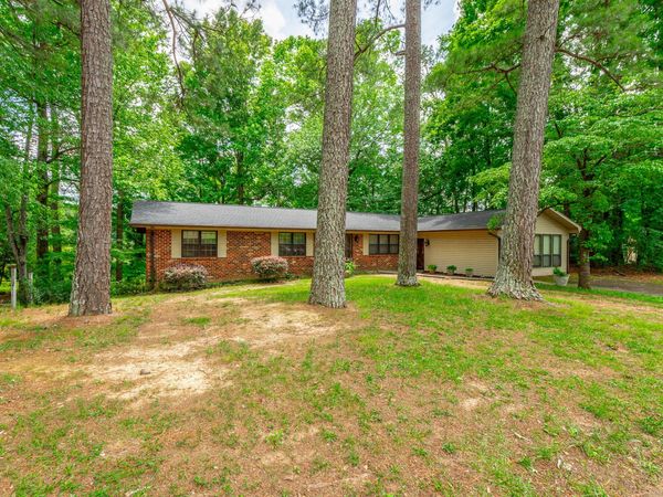 445 Mohawk Drive, Cleveland, TN 37312