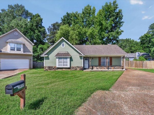 5955 CHANDELEUR CV, Millington, TN 38053