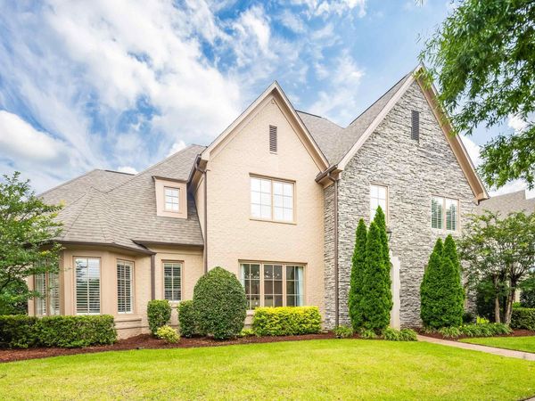 9285 ENCLAVE GREEN LN E, Germantown, TN 38139