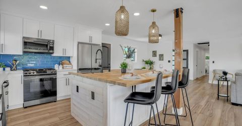 565 E Angela St, Pleasanton, CA 94566 Photo